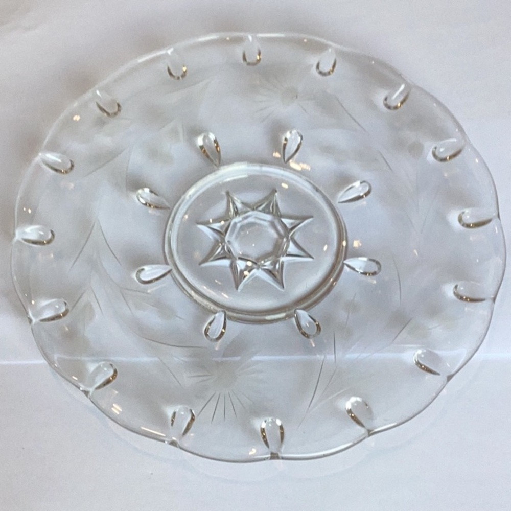 Indiana Glass Low Cake Plate Teardrop Etched Flower Deisgn